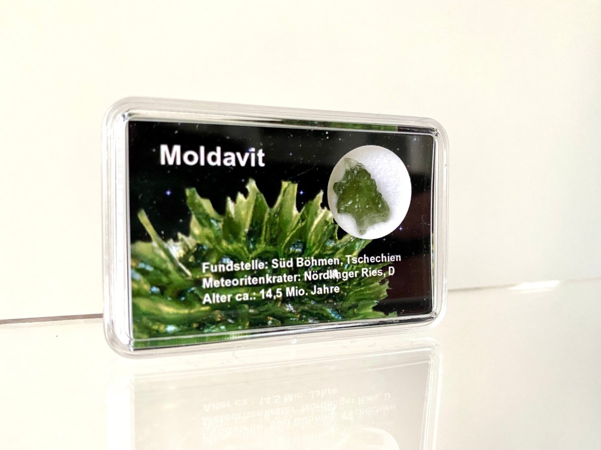 0.52" Moldavite (tektite) formed by a meteorite impact - FossilsAndMore