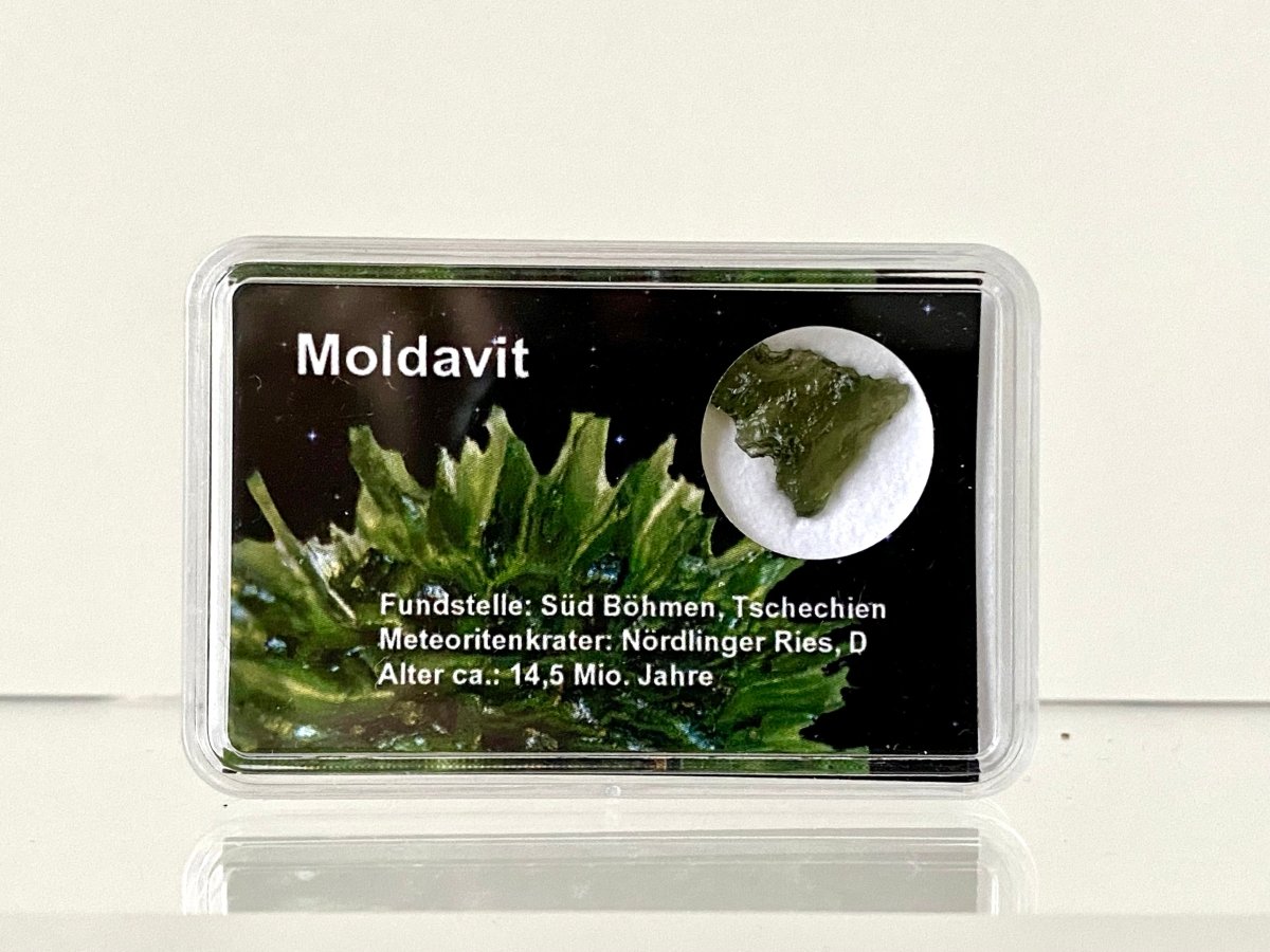 0.58" Moldavite (tektite) formed by a meteorite impact - FossilsAndMore