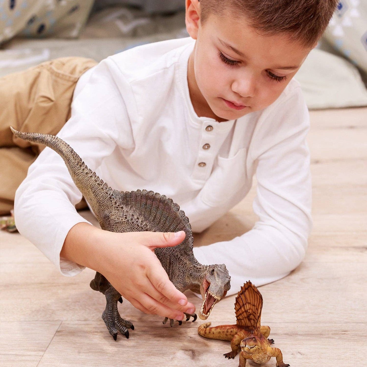 Spinosaurus figure from Papo