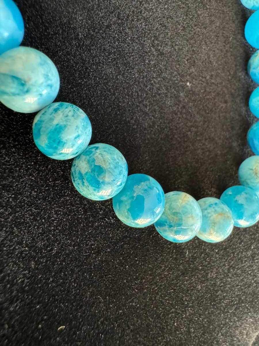 Blue Apatite bracelet (8mm beads), mineral - FossilsAndMore