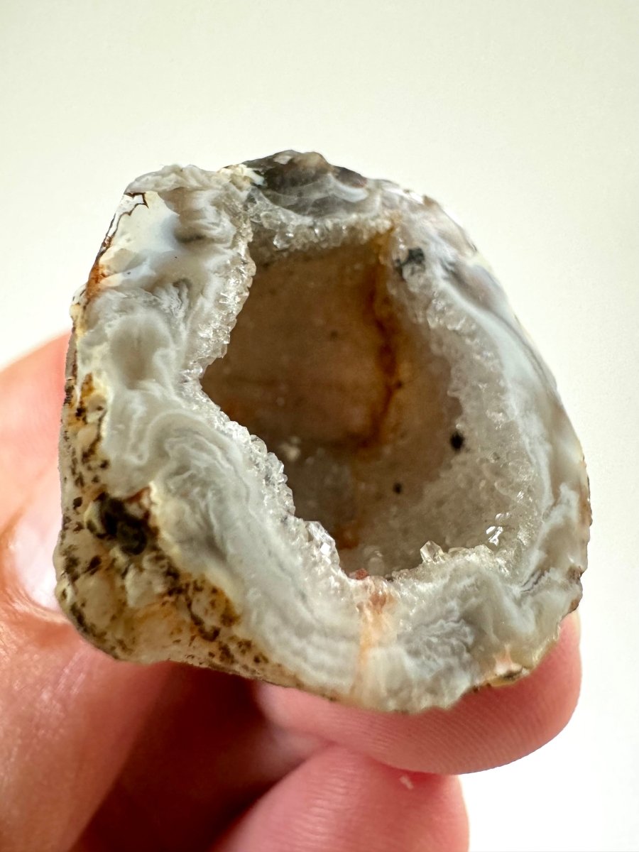 Geode Keychain, mineral (1) - FossilsAndMore