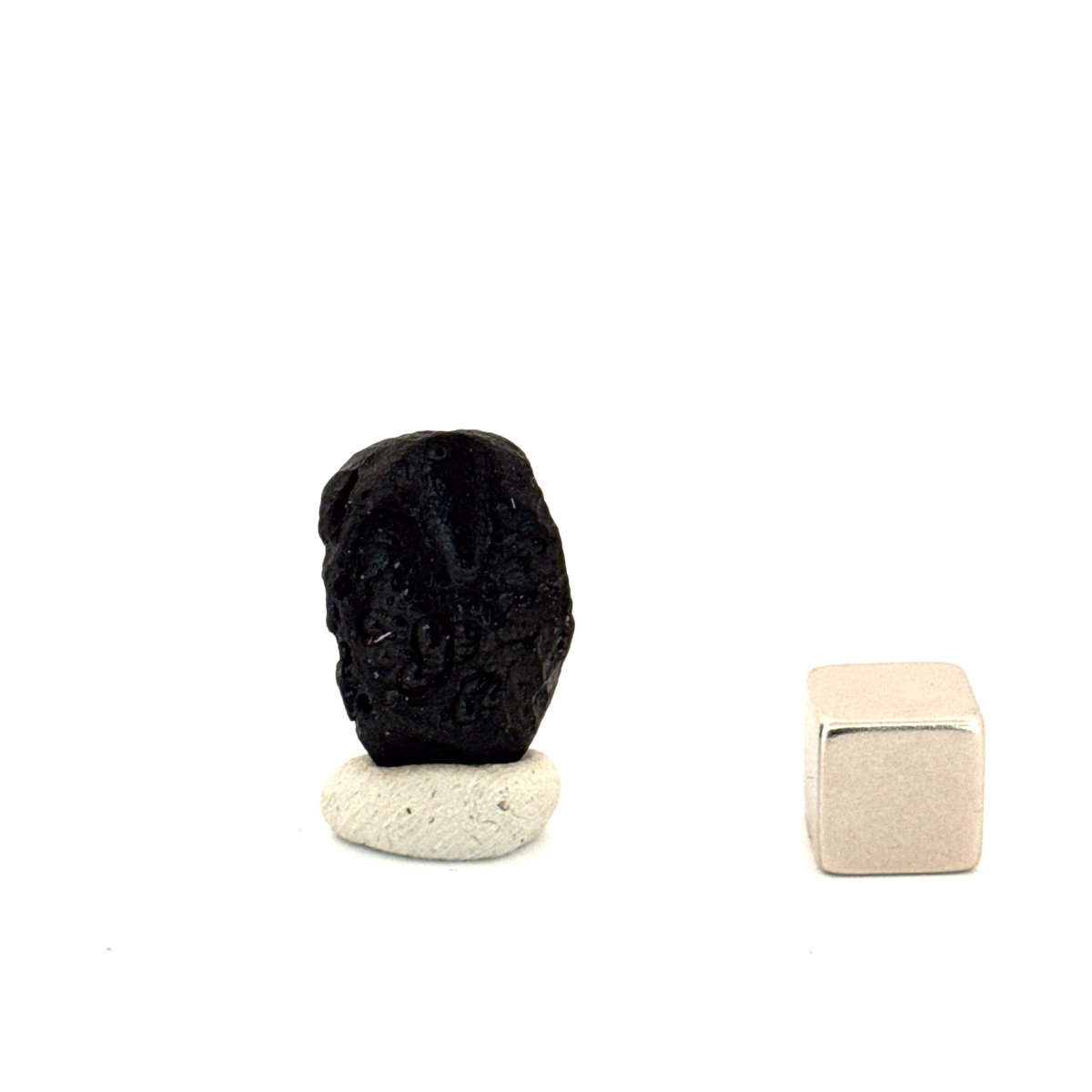 Tektite formed by a meteorite impact - Laos - FossilsAndMore